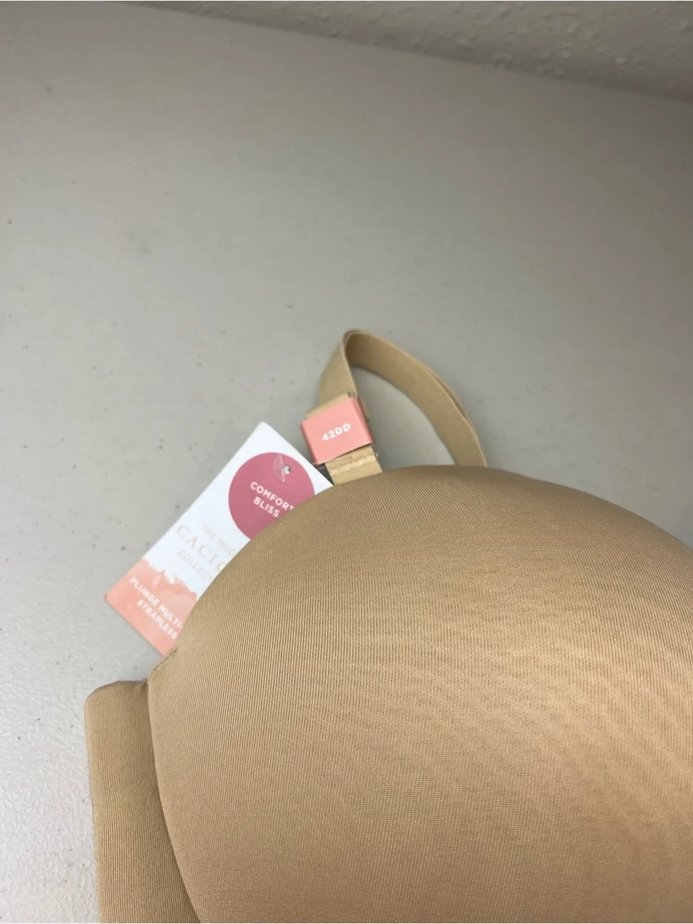 Cacique NWT 42DD Comfort Bliss Plunge Strapless Bra